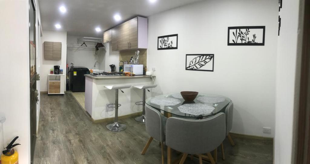 Apartamento Confortable, Amoblado En Bogota Luaran gambar